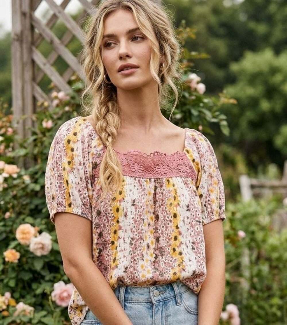 Absolutely Famous Floral Crochet Trim Puff Sleeve Top Size L